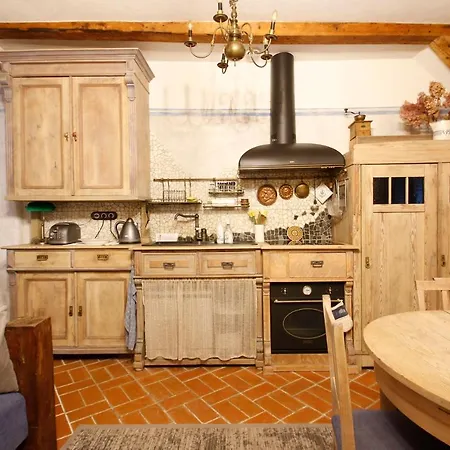 Bohemian Hideout, Old Town, *