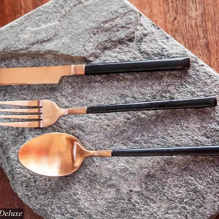 Bohemian Hideout, Old Town, * Tartu