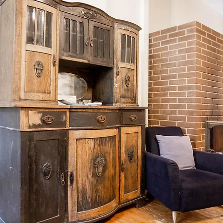 Bohemian Hideout, Old Town, Apartment Tartu