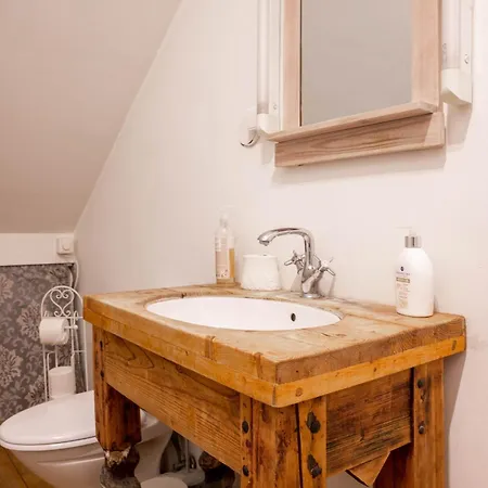 Bohemian Hideout, Old Town,