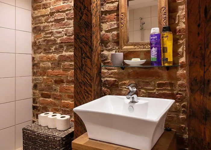 Bohemian Hideout, Old Town, Apartamento Tartu