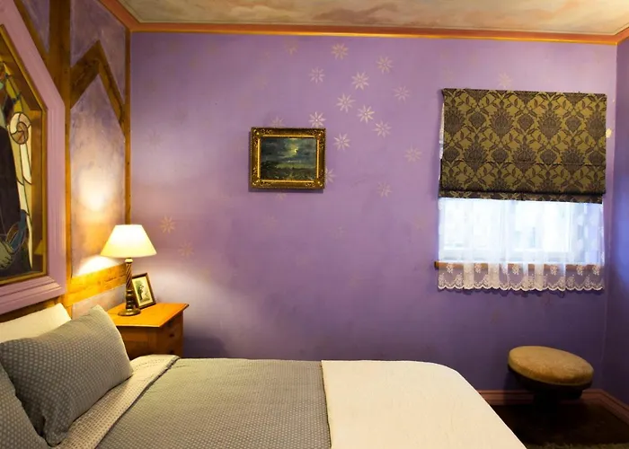 Bohemian Hideout, Old Town, * Tartu