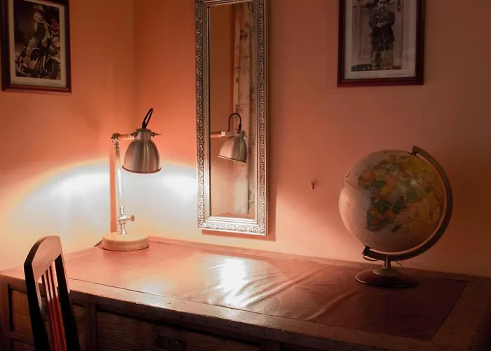 Bohemian Hideout, Old Town,