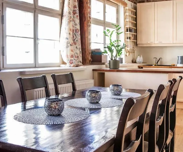 Bohemian Hideout, Old Town, Apartamento Tartu