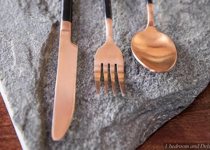 Bohemian Hideout, Old Town, *