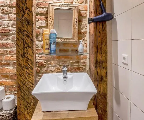 Bohemian Hideout, Old Town, Appartamento *