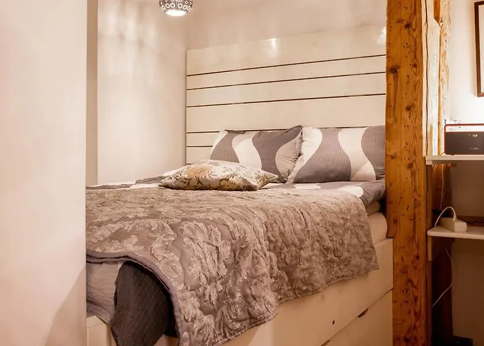 Bohemian Hideout, Old Town, * Tartu