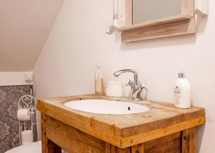 Bohemian Hideout, Old Town,